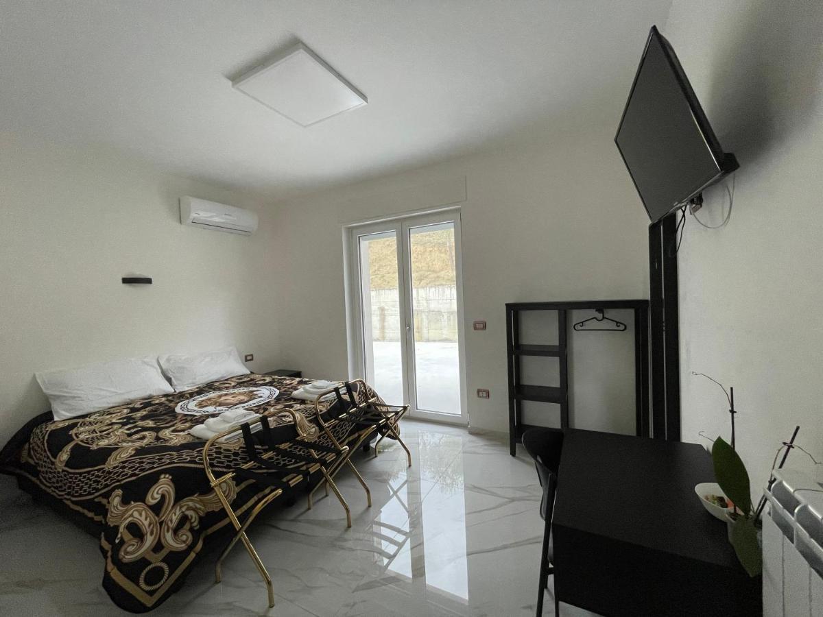 Beb Villareal Balvano Luaran gambar